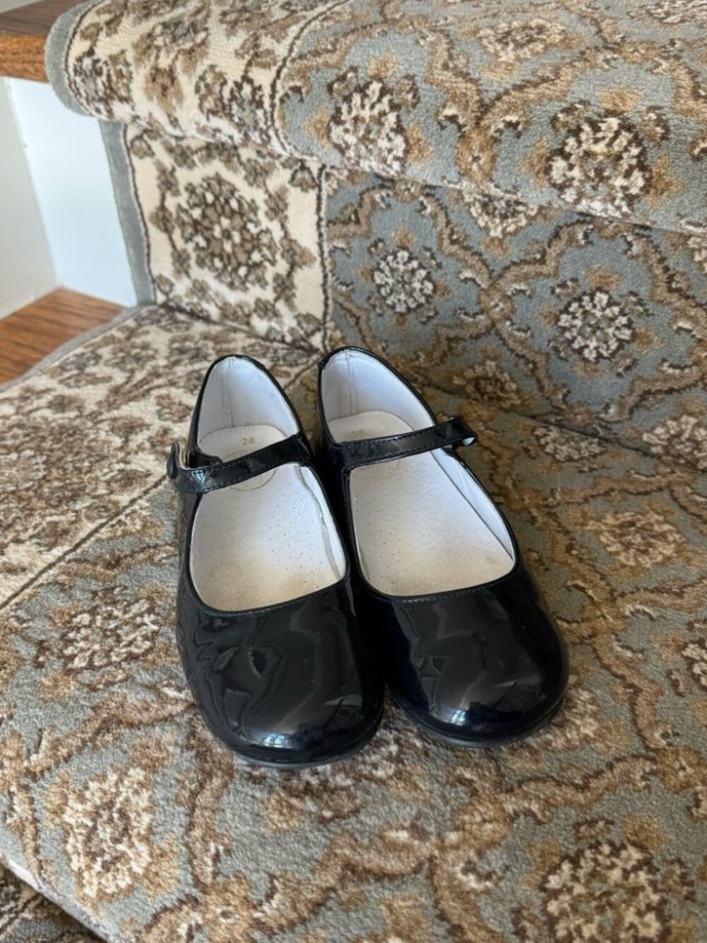 Pepa London Navy Patent Leather Mary Jane Shoes Girls EU 28 US 10.5 Toddler